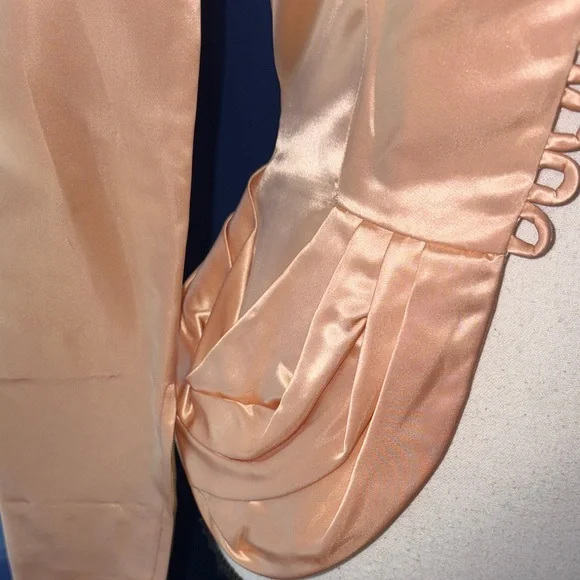 👗 Vintage 1940s Carlye Pale Pink Satin Suit – Frog Buttons, Peplum Waist – EUC - Picture 4 of 16